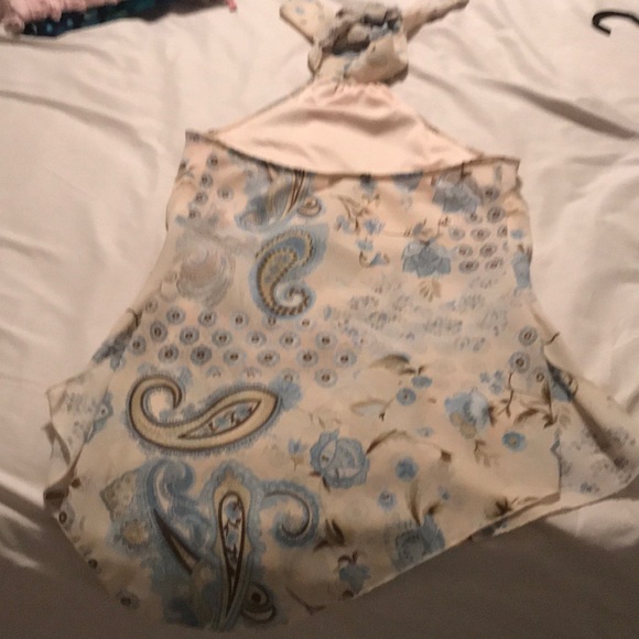 Top - Picture 2 of 2